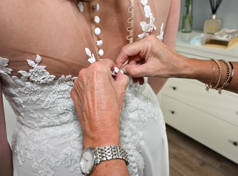 Preparations bride